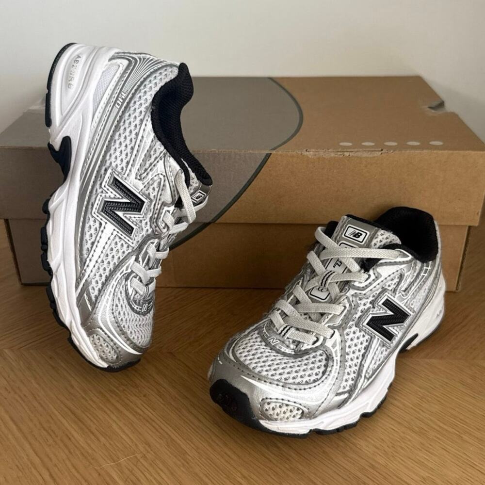 New Balance 740 Grey/Black Toddler Sneakers- SZ 11 C